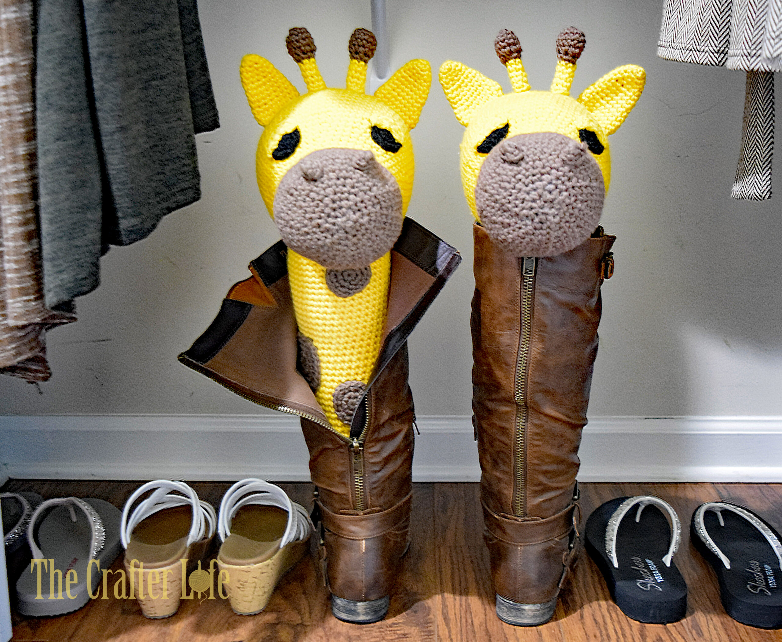 Giraffe Boot Shapers